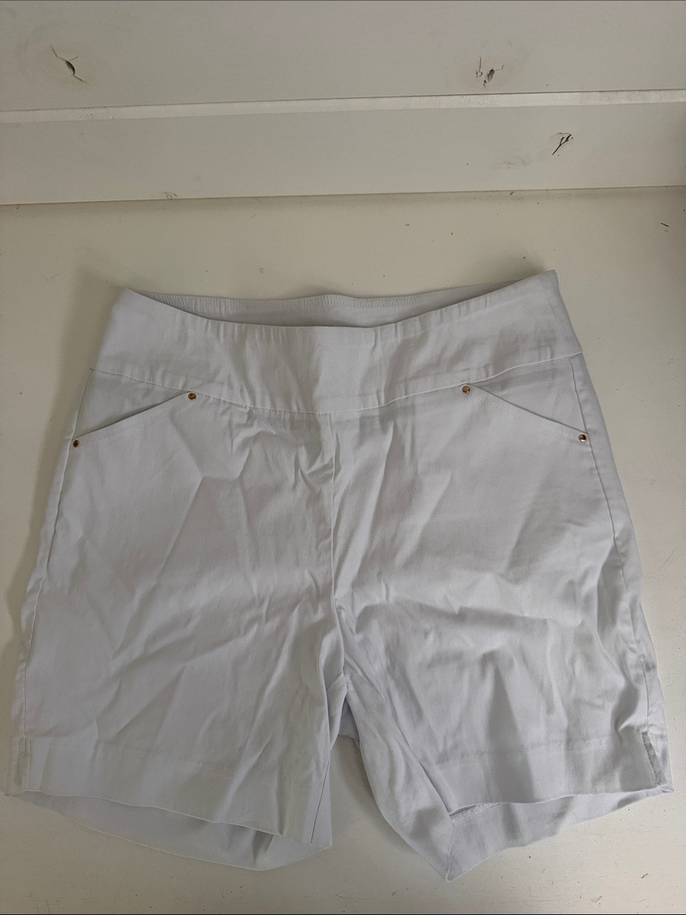 Nanette lepore Women's White Pull-On Shorts